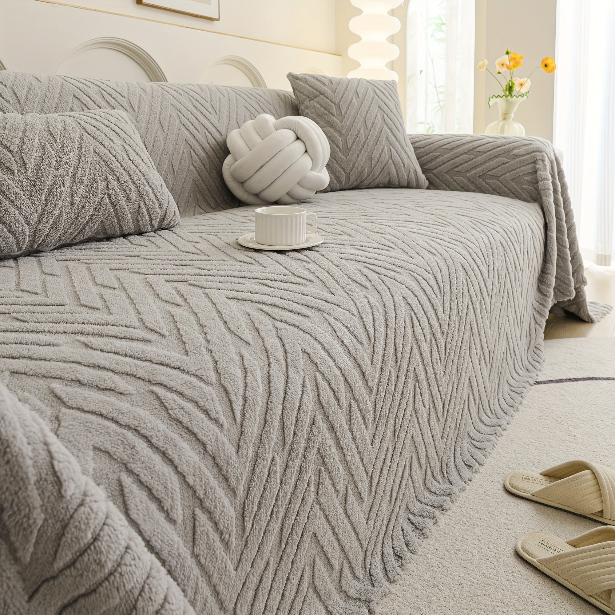 Arrow Feather Four Season Universal Sofa Cover, Multifunctional Sofa Cover, Anti Slip and Durable Machine Washable Sofa Cover, Decoration for Living Room and Bedroom Furniture, Modern and Simple Nordic Style, Elegant and Fashionable Decoration.