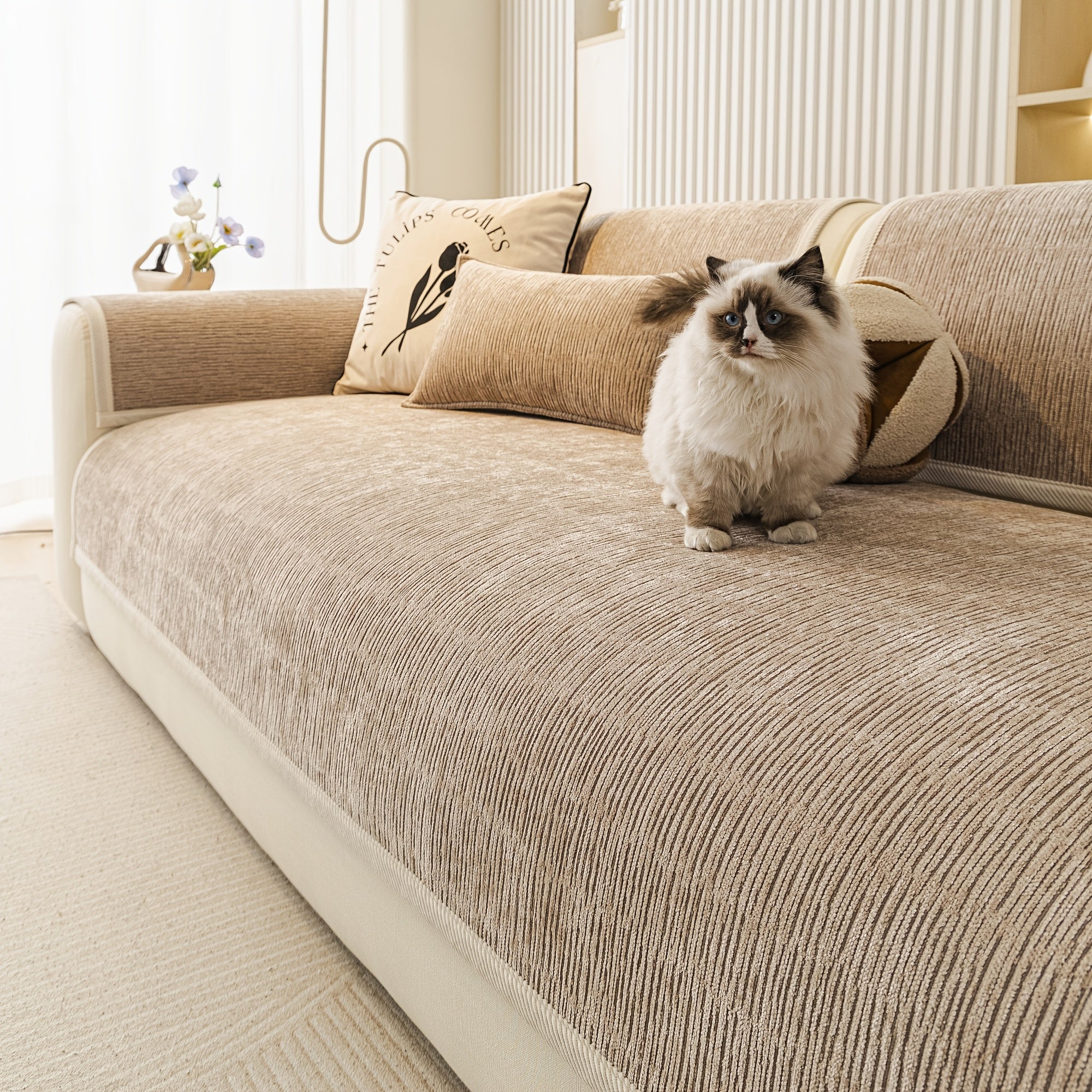 1 Elegant Vintage Sofa Cushion, a Soft and Comfortable Sofa Protector, Pet-friendly, Suitable for All Seasons, Perfect for Bedroom, Office, and Living Room Home Decor