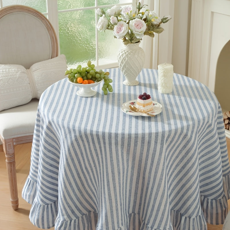 A Single Piece of Japanese-Style Fresh Solid Color Blue Striped Round Tablecloth, Perfect for Small Gardens, Natural Settings, Outdoor Cafes, And As a Versatile Decorative Fabric for Dining Tables in Kitchens And Bedrooms Throughout The Year