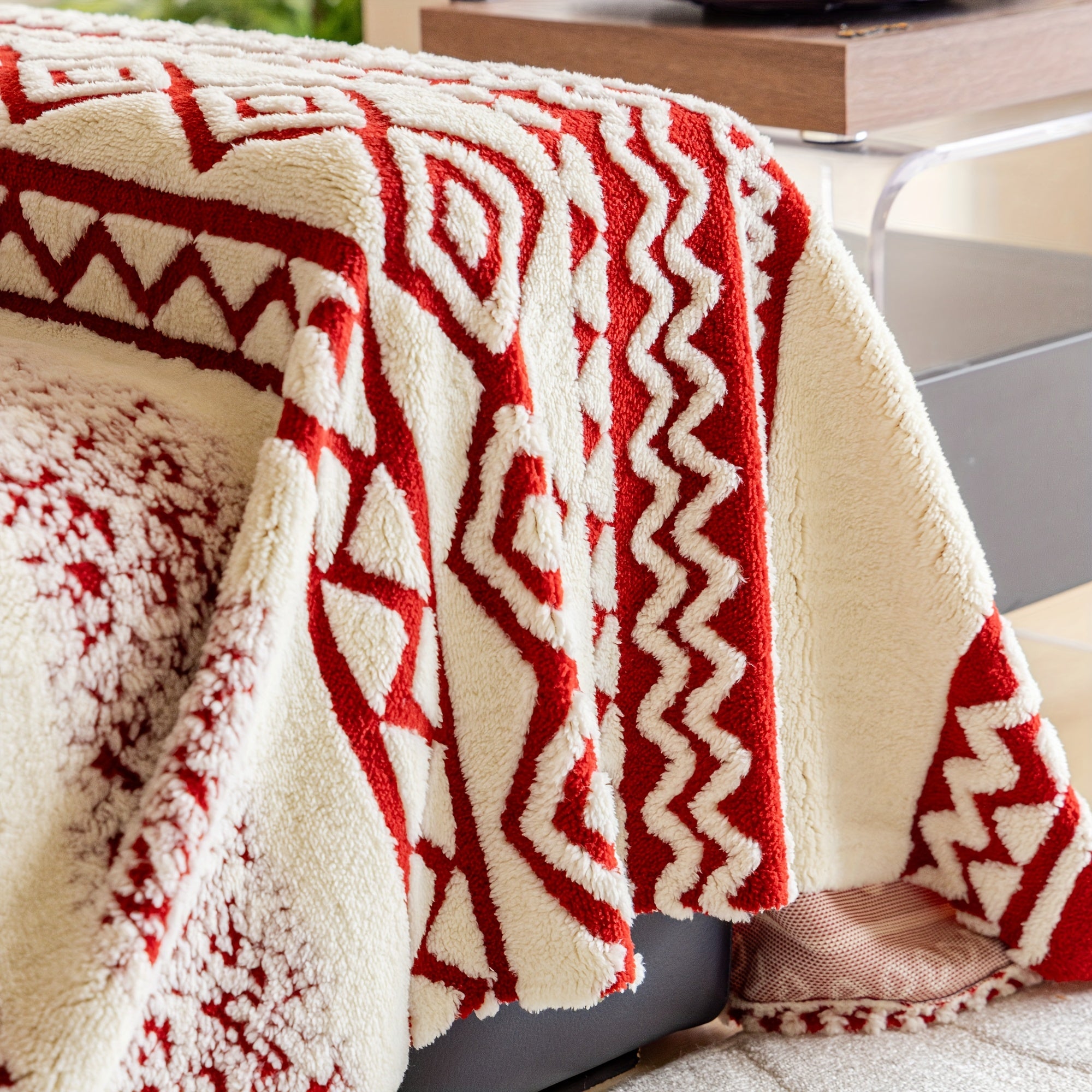 A Geometric Striped Sofa Cover in Bohemian Style, Pet-Friendly, Soft And Comfortable, Suitable for Decorating Bedrooms, Living Rooms, Offices, And Other Settings